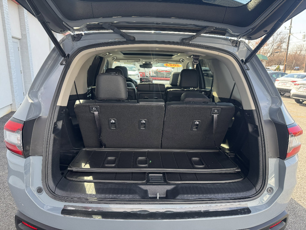 Used 2023 Honda Pilot Elite image 14