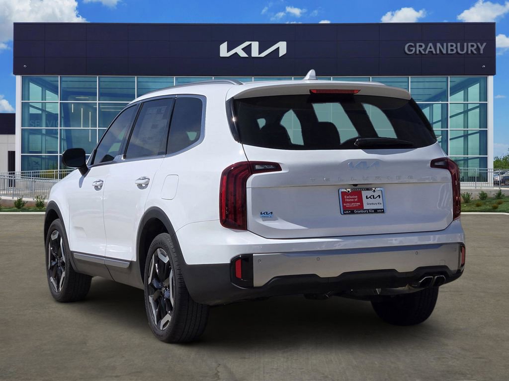 Used 2025 Kia Telluride S image 4
