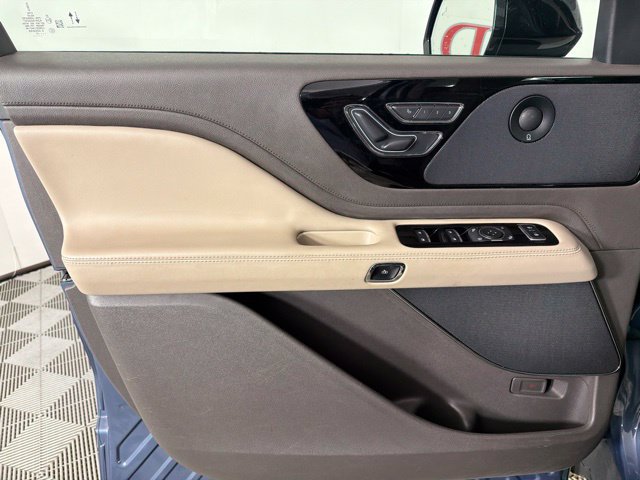 Used 2021 Lincoln Aviator Reserve w/ Elements Package Plus RWD image 24