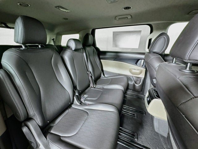 New 2027 Kia Carnival FWD image 27