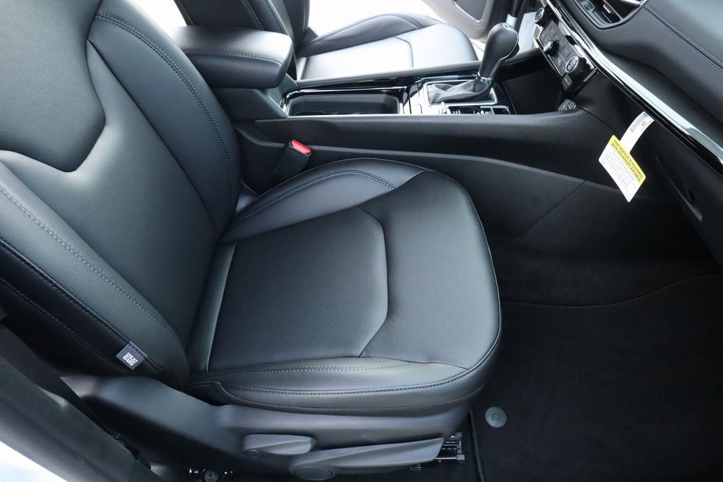 New 2026 Jeep Compass Limited image 13