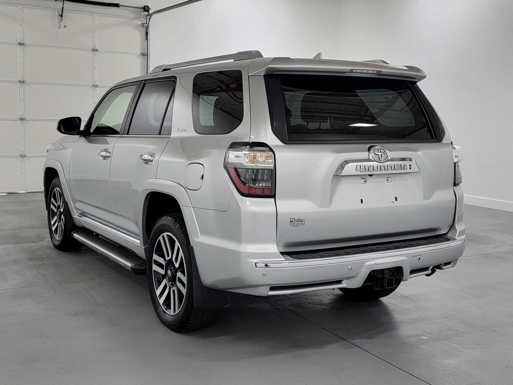 Used 2014 Toyota 4Runner Limited AWD/4WD image 6