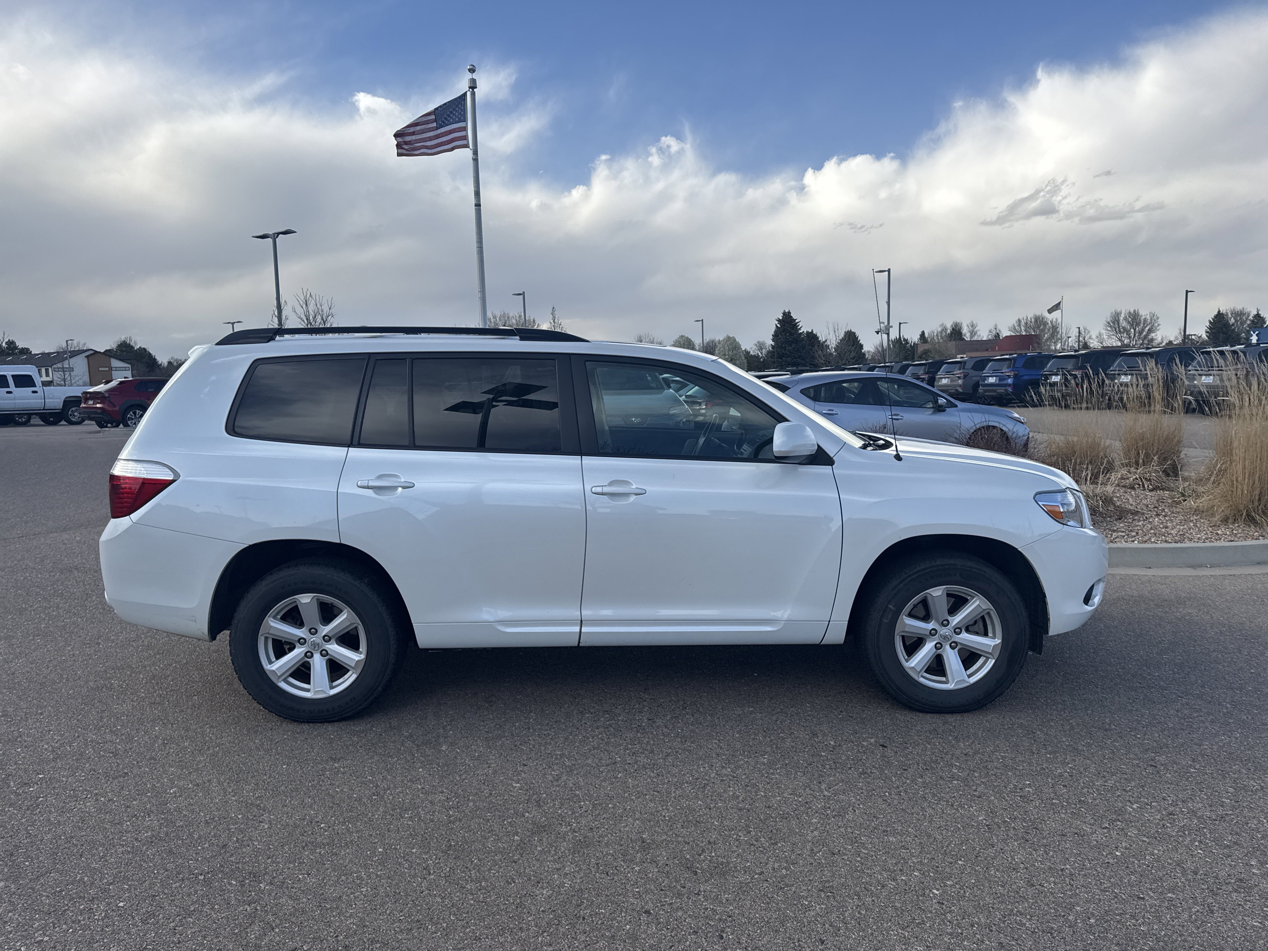 Used 2010 Toyota Highlander 4WD image 8