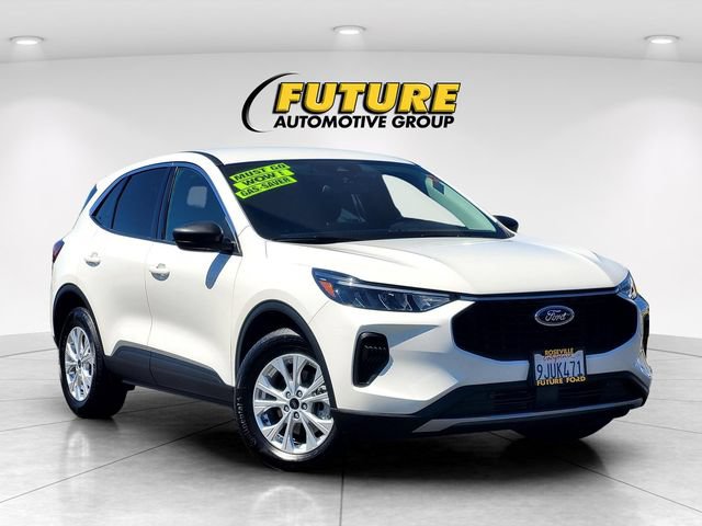 Certified 2023 Ford Escape Active w/ Tech Pack #1 AWD/4WD image 1