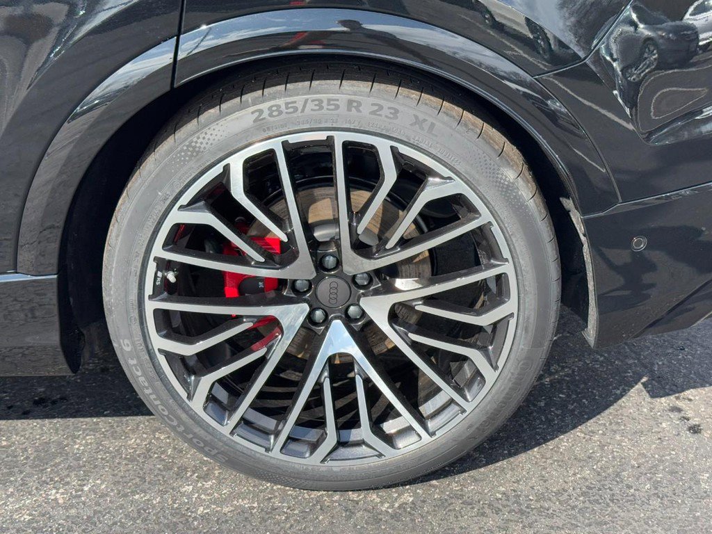 New 2026 Audi SQ8 Prestige image 4