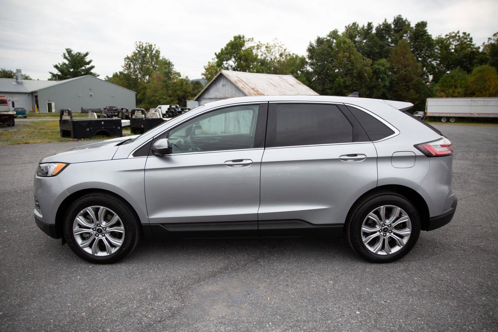 Used 2024 Ford Edge Titanium image 6