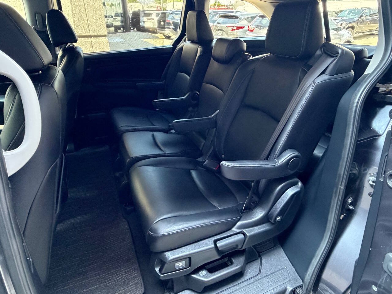 Used 2023 Honda Odyssey EX-L image 18