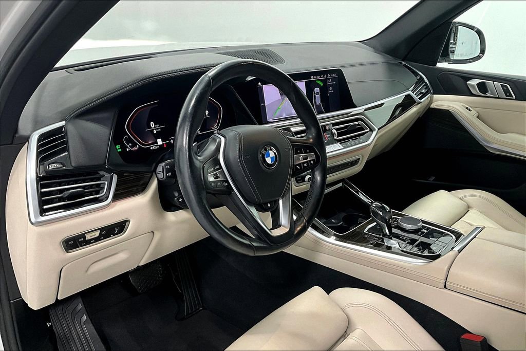 Used 2020 BMW X5 xDrive40i w/ Premium Package image 16