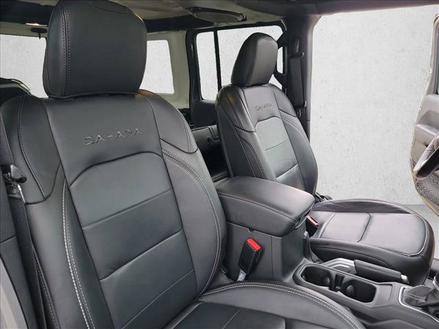 Used 2021 Jeep Wrangler Unlimited Sahara w/ Cold Weather Group image 15