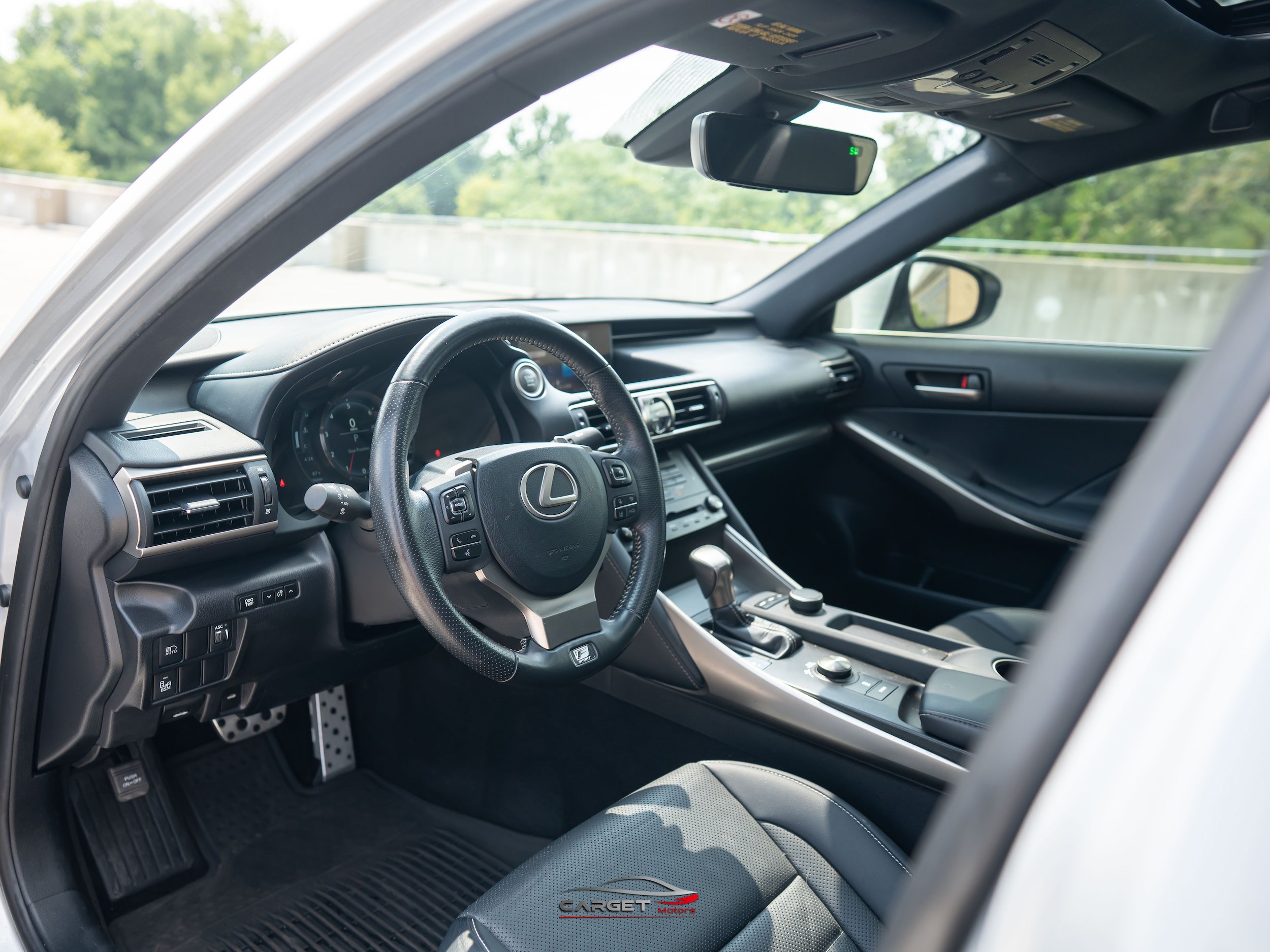 Used 2018 Lexus IS 300 F Sport w/ F Sport Package RWD image 13