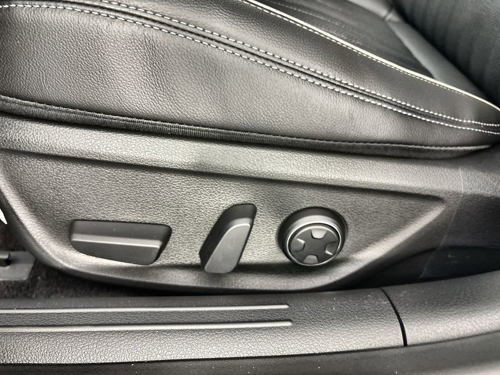 New 2026 Genesis G70 2.5T Prestige RWD image 14