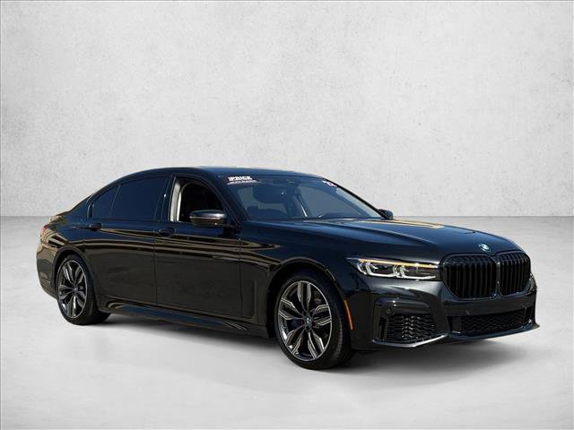 Used 2022 BMW M760i xDrive w/ Luxury Rear Seating Package image 4