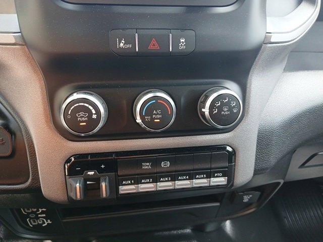 Used 2024 RAM 3500 Tradesman w/ Safety Group image 41