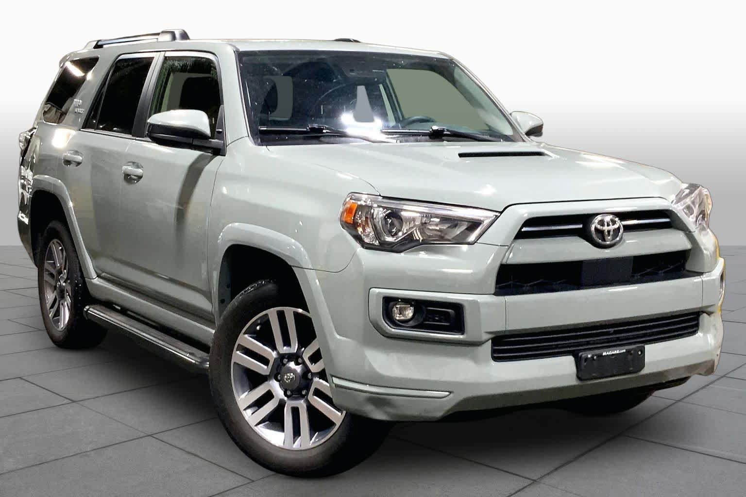 Used 2023 Toyota 4Runner TRD Sport AWD/4WD image 3