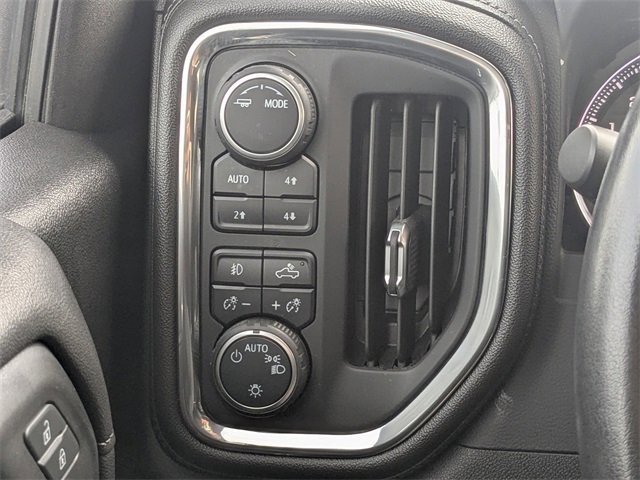 Used 2021 Chevrolet Silverado 1500 LT Trail Boss image 28