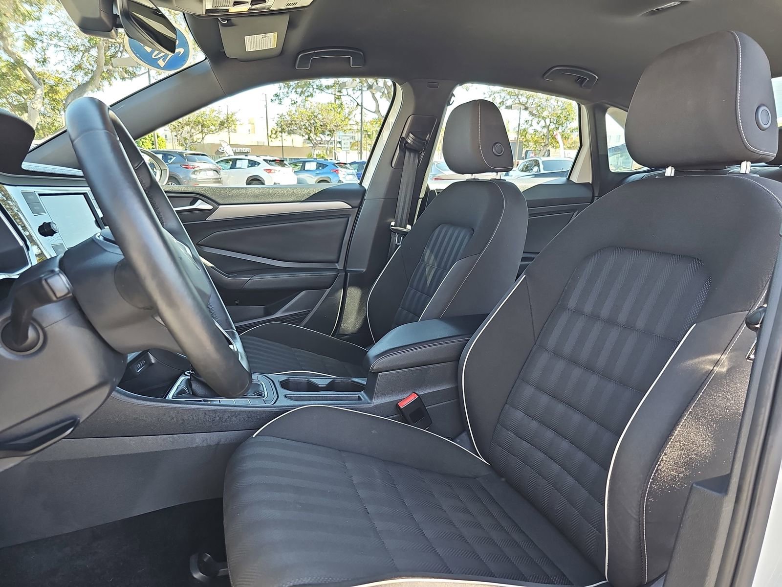 Used 2022 Volkswagen Jetta Sport FWD image 14