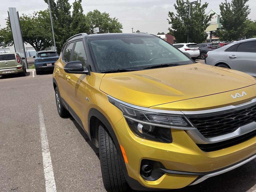 Used 2022 Kia Seltos S AWD/4WD image 6