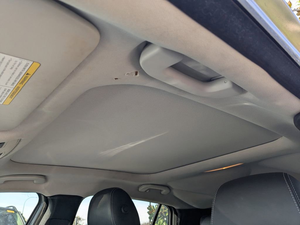 Used 2018 INFINITI QX30 image 8