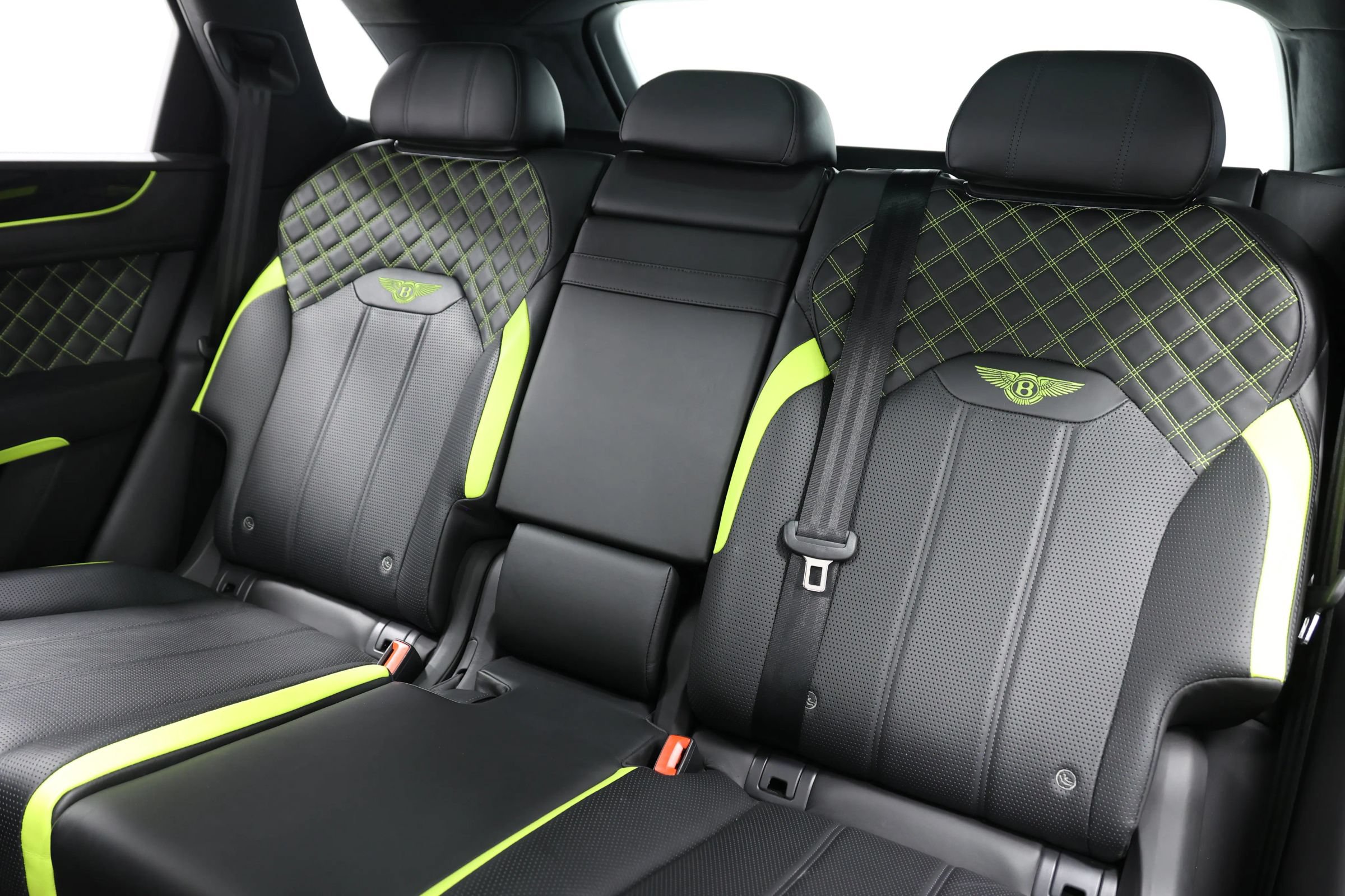Used 2023 Bentley Bentayga AWD/4WD image 57