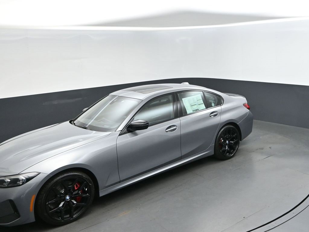 New 2026 BMW 330i Sedan w/ M Sport Package image 32