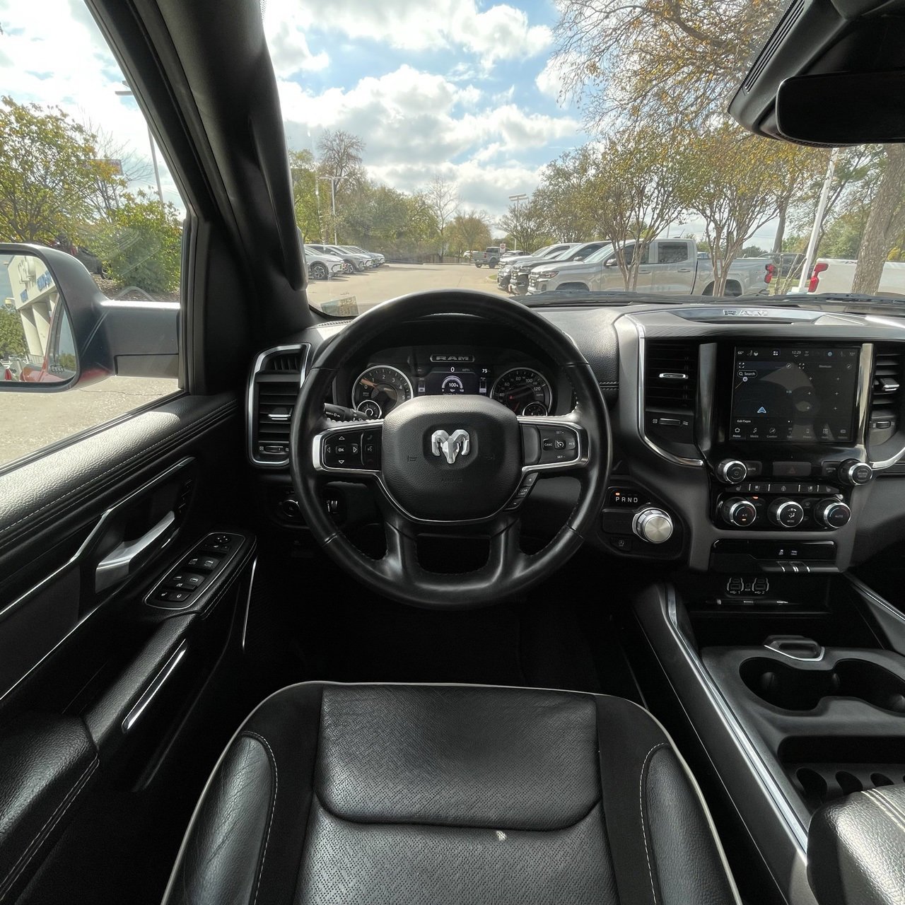 Used 2024 RAM 1500 Laramie image 11