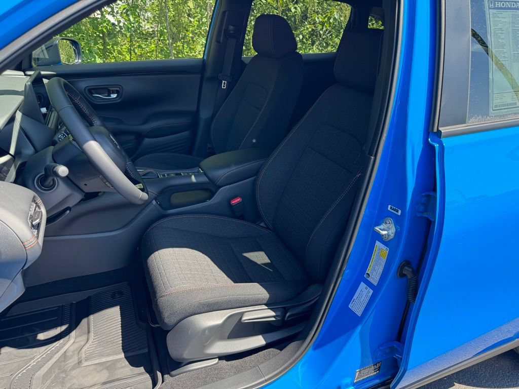 Certified 2027 Honda HR-V Sport image 9