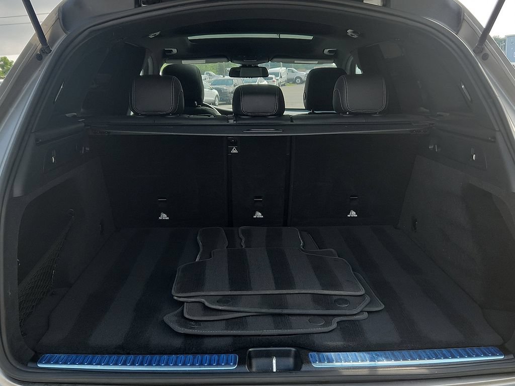 Used 2019 Mercedes-Benz GLC 300 4MATIC w/ Premium Package image 23