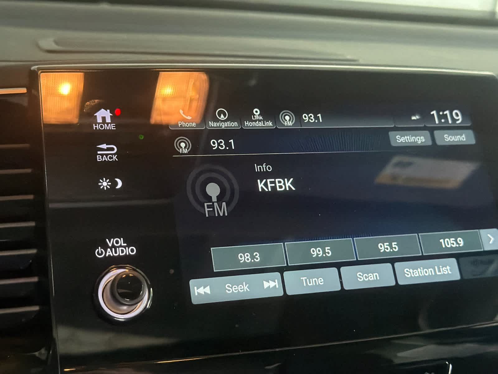 Used 2025 Honda Passport Black Edition image 19