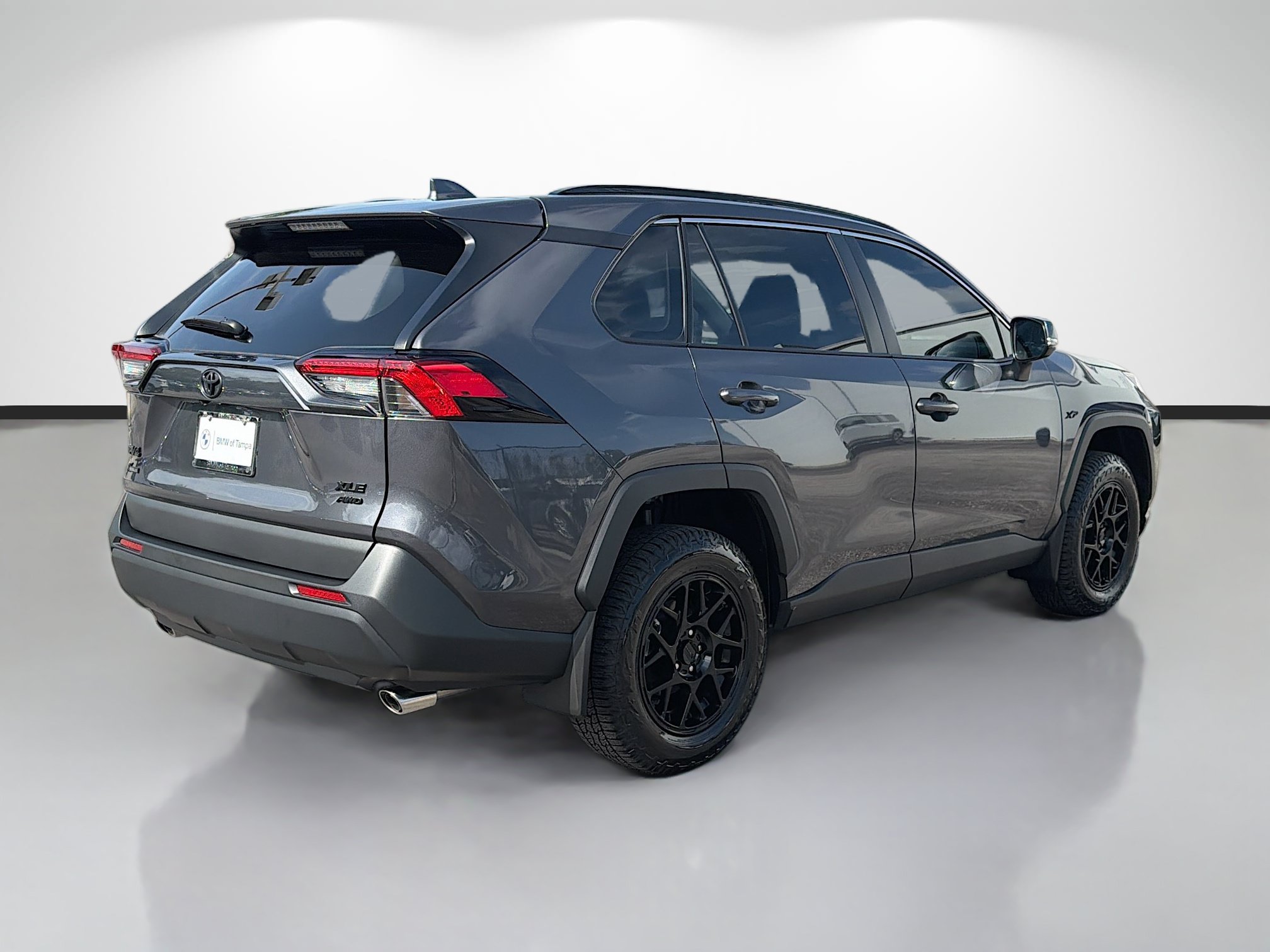 Used 2025 Toyota RAV4 XLE w/ Convenience Package AWD/4WD image 3