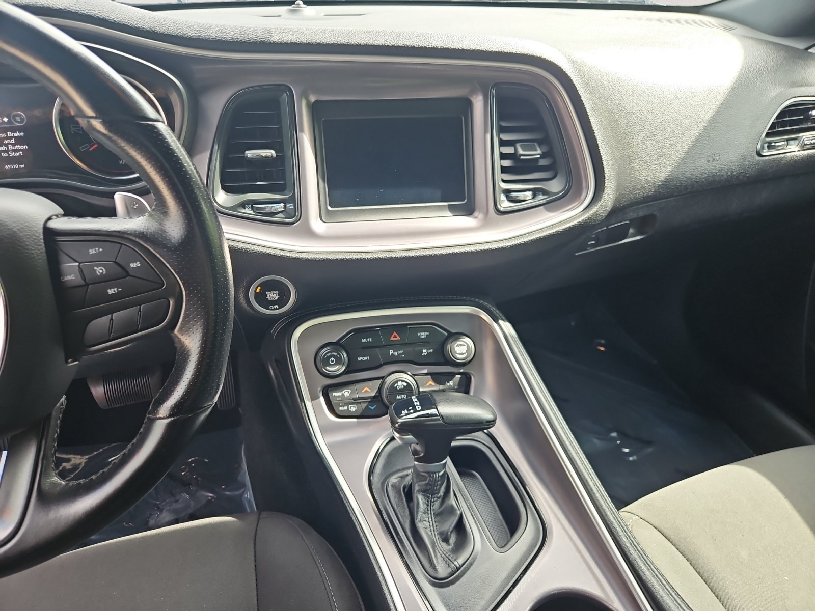Used 2022 Dodge Challenger GT AWD/4WD image 10