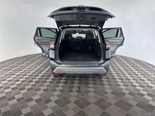 Used 2023 Nissan Rogue SV w/ SV Premium Package AWD/4WD image 18