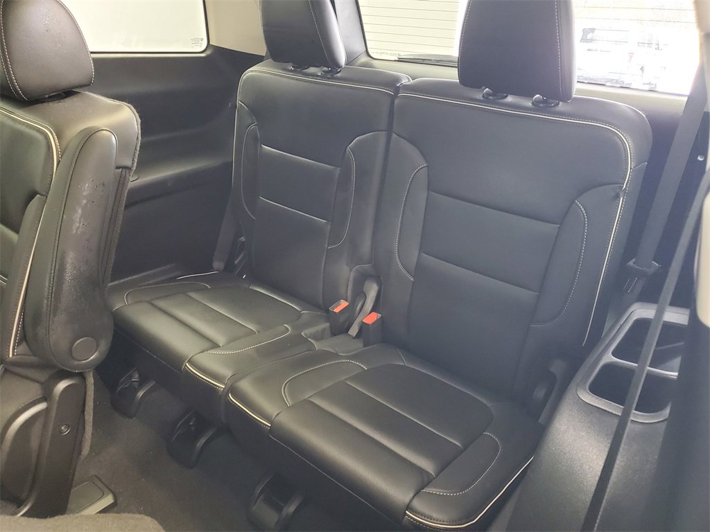 Used 2023 GMC Acadia Denali w/ Black Diamond Edition image 35