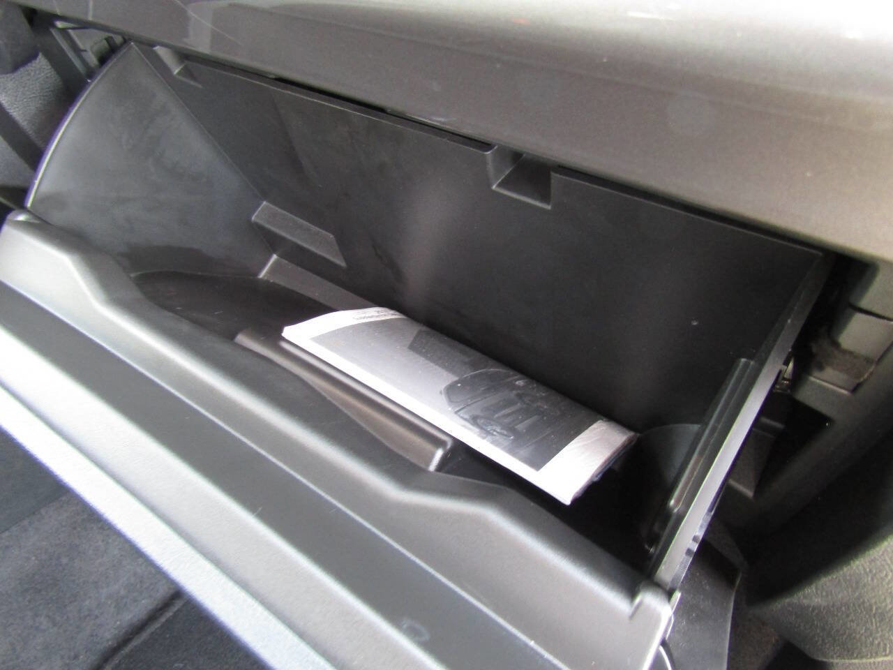 Used 2023 Ford Edge SEL image 24