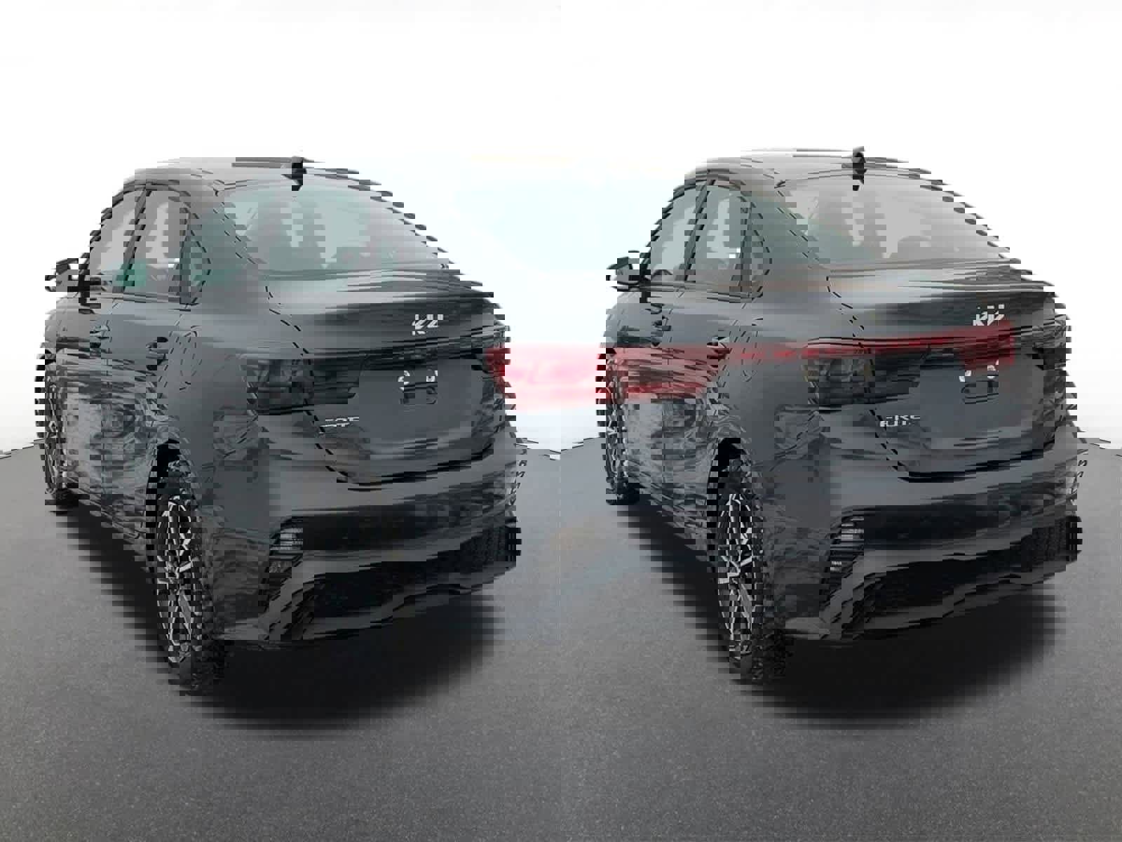 Used 2022 Kia Forte LXS image 4