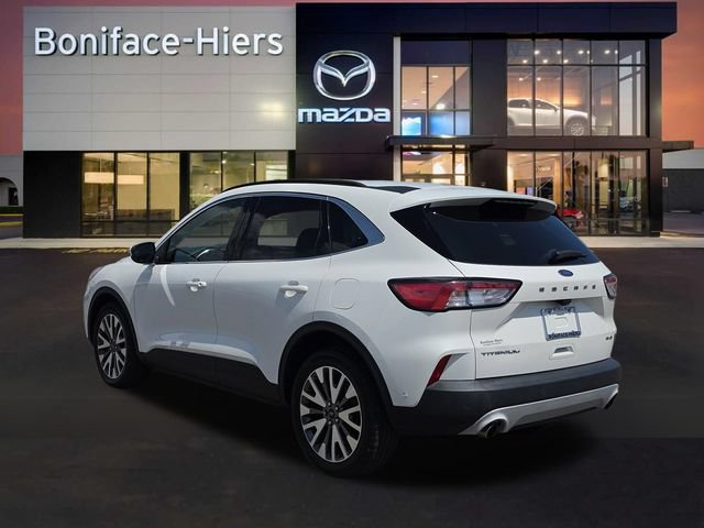 Used 2021 Ford Escape Titanium AWD/4WD image 3