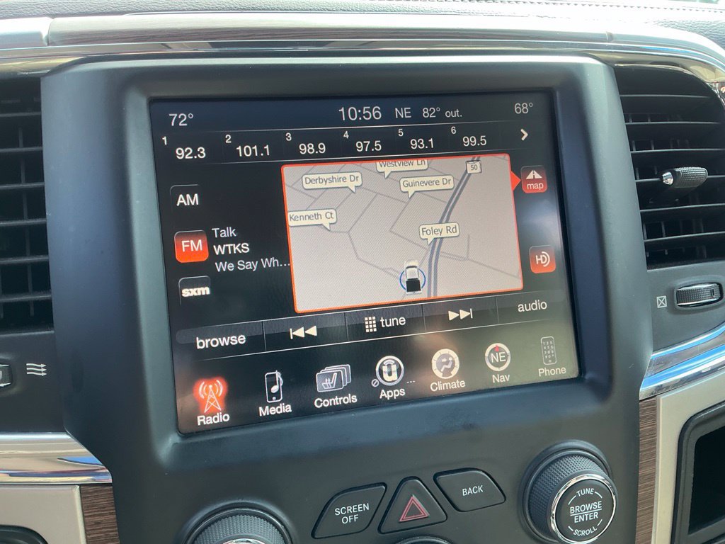 Used 2017 RAM 1500 Laramie AWD/4WD image 37