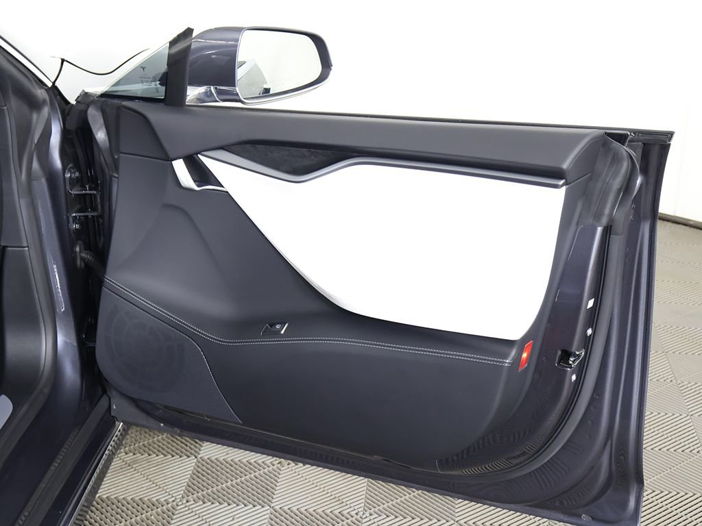 Used 2019 Tesla Model S 100D image 26