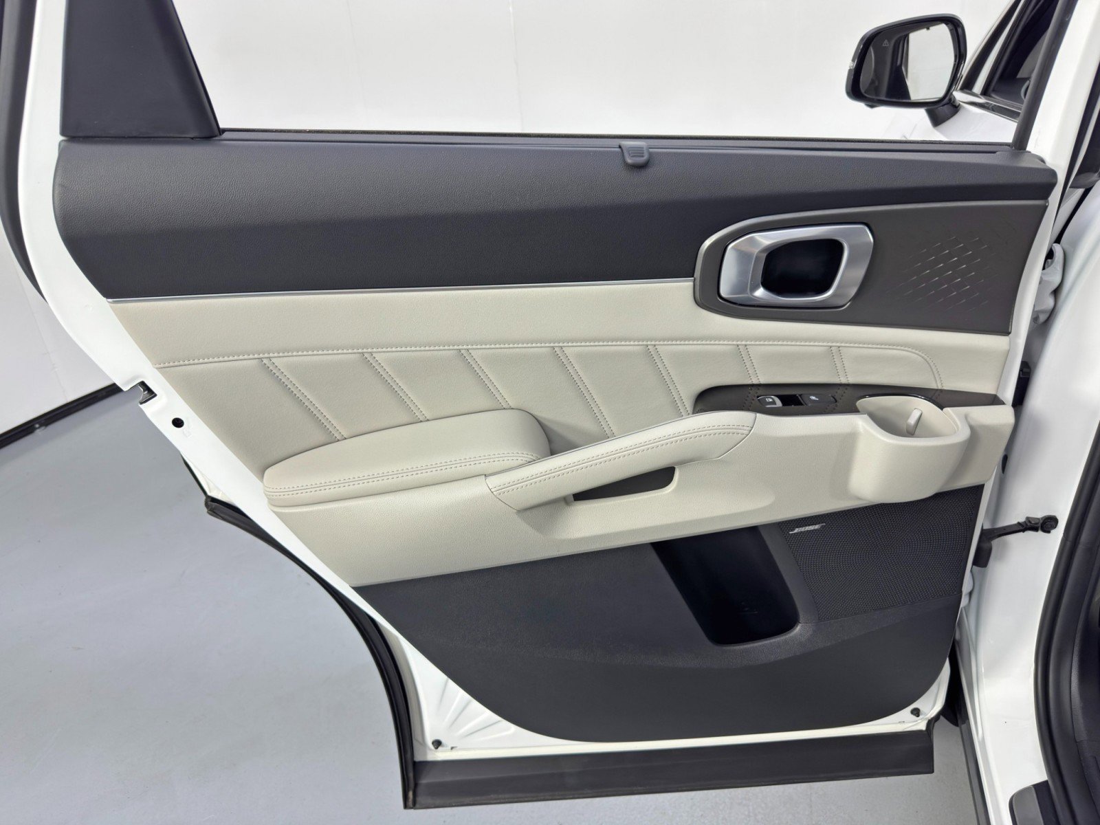 Used 2023 Kia Sorento SX Prestige image 47