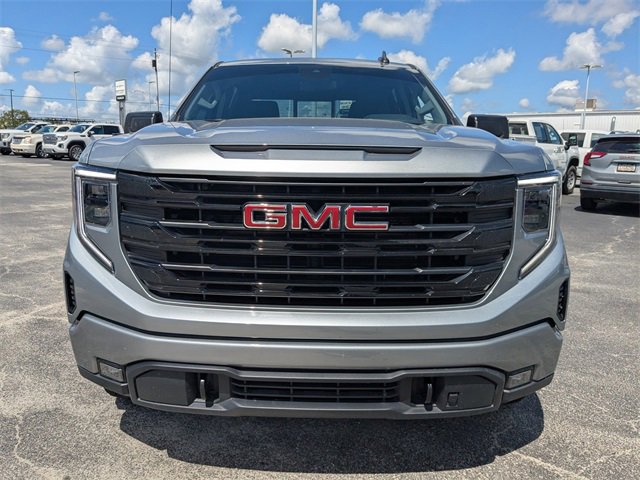 Used 2025 GMC Sierra 1500 Elevation w/ Preferred Package image 9