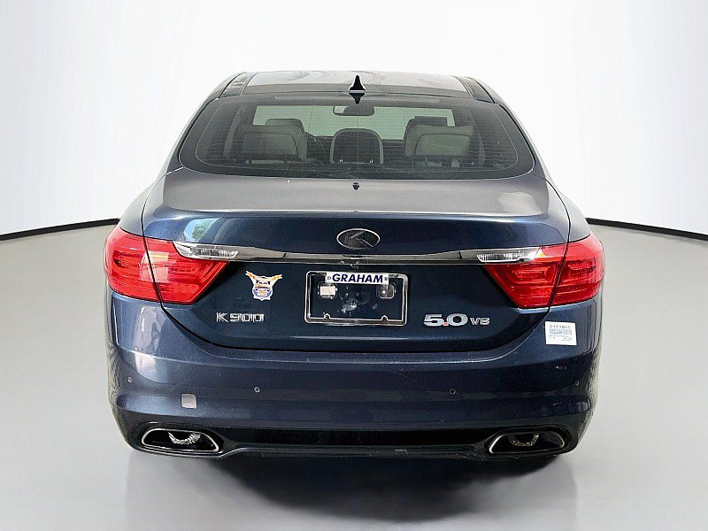 Used 2015 Kia K900 Luxury w/ VIP Package (Discontinued) RWD image 6