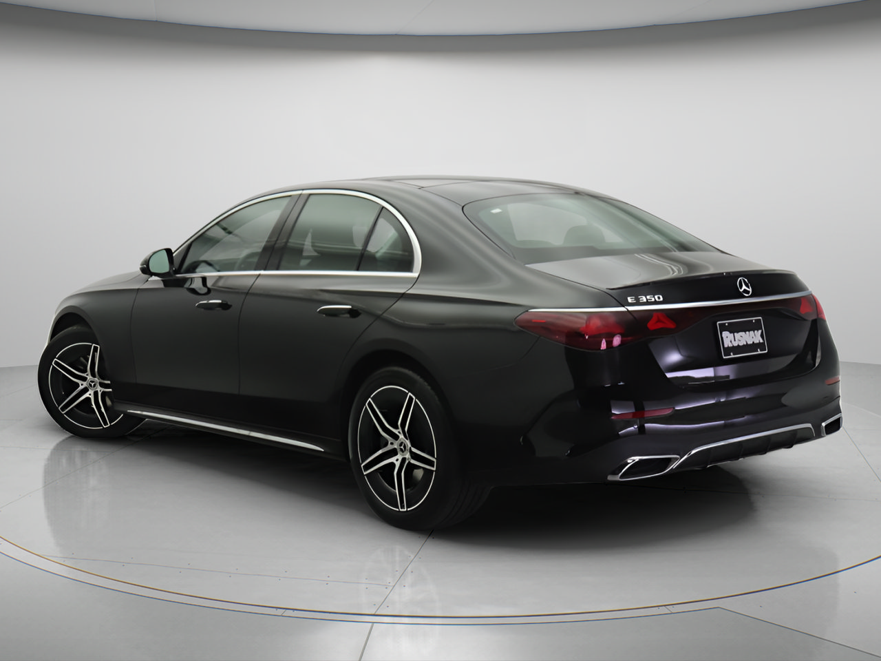 New 2026 Mercedes-Benz E 350 Sedan image 2