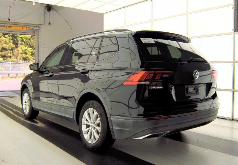Used 2018 Volkswagen Tiguan S w/ Front Fog Lights Package FWD image 4