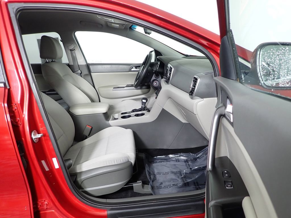 Used 2019 Kia Sportage LX image 41