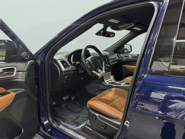 Used 2018 Jeep Grand Cherokee Trackhawk w/ Trailer Tow Group IV AWD/4WD image 16