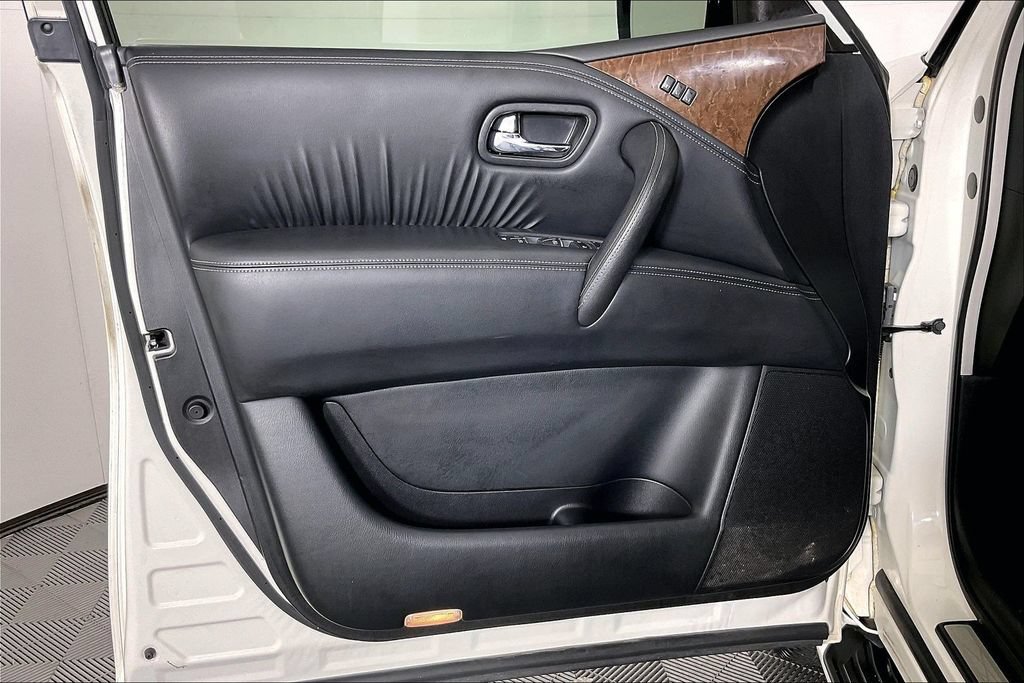 Used 2017 INFINITI QX80 2WD image 21