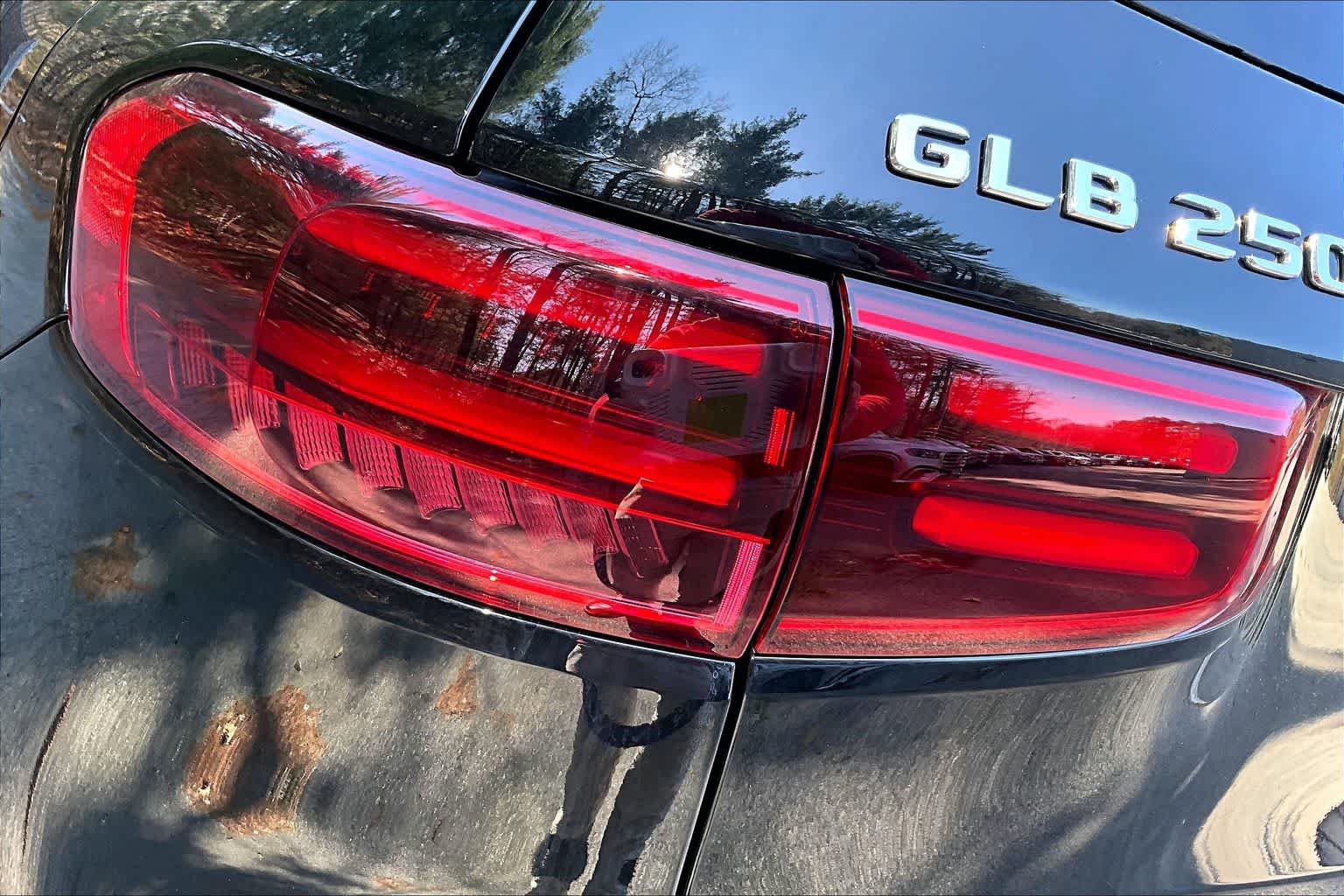 New 2026 Mercedes-Benz GLB 250 4MATIC image 6