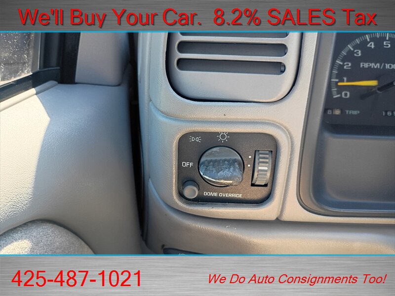 Used 1999 GMC Suburban 2500 AWD/4WD image 16