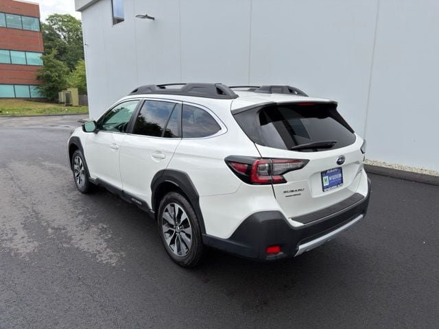 Used 2023 Subaru Outback Limited XT AWD/4WD image 10