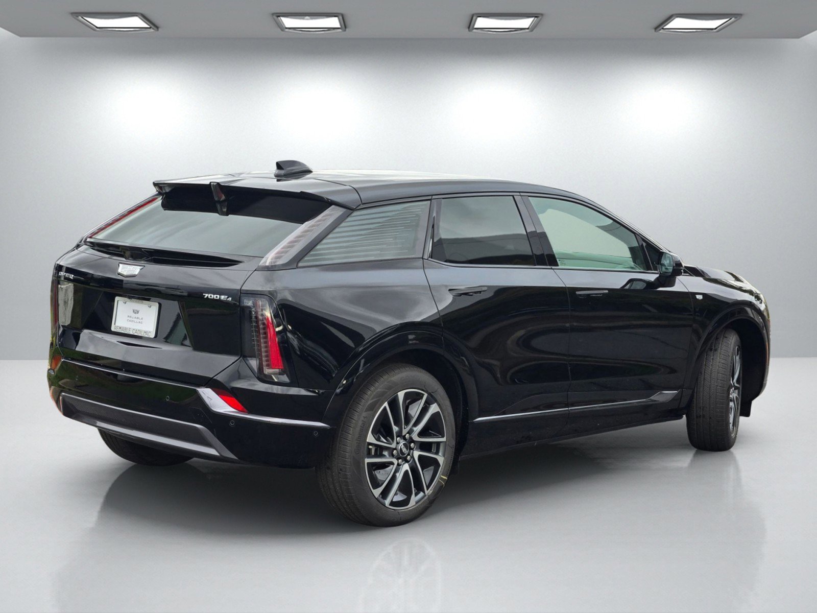 New 2026 Cadillac Optiq Sport 2 image 4