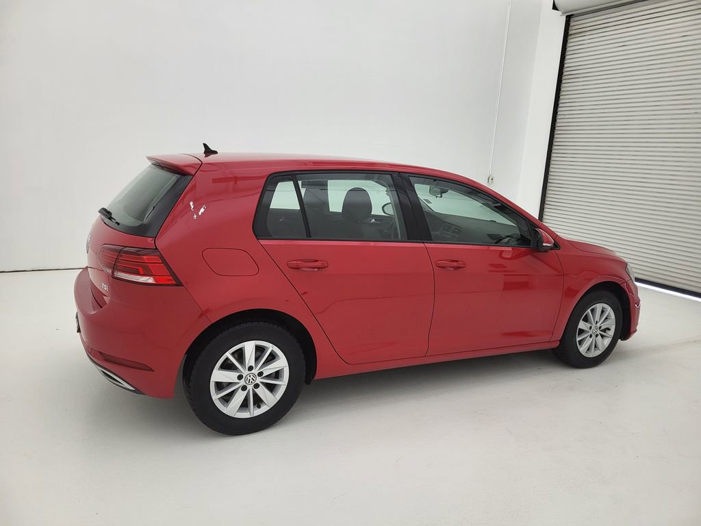 Used 2018 Volkswagen Golf S FWD image 8